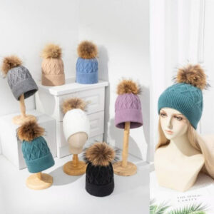 Gorro Pompón pelo natural  I 5033