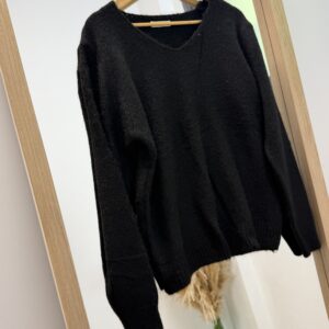 Jersey Bruselas cuello de pico I Negro I OK816