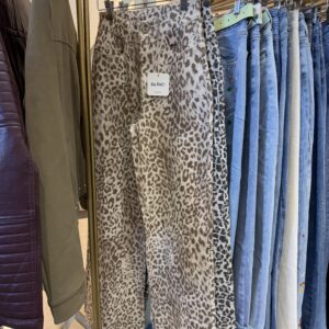 Alternative view of Pantalón vaquero leopardo -5kg I Claro I PS19077
