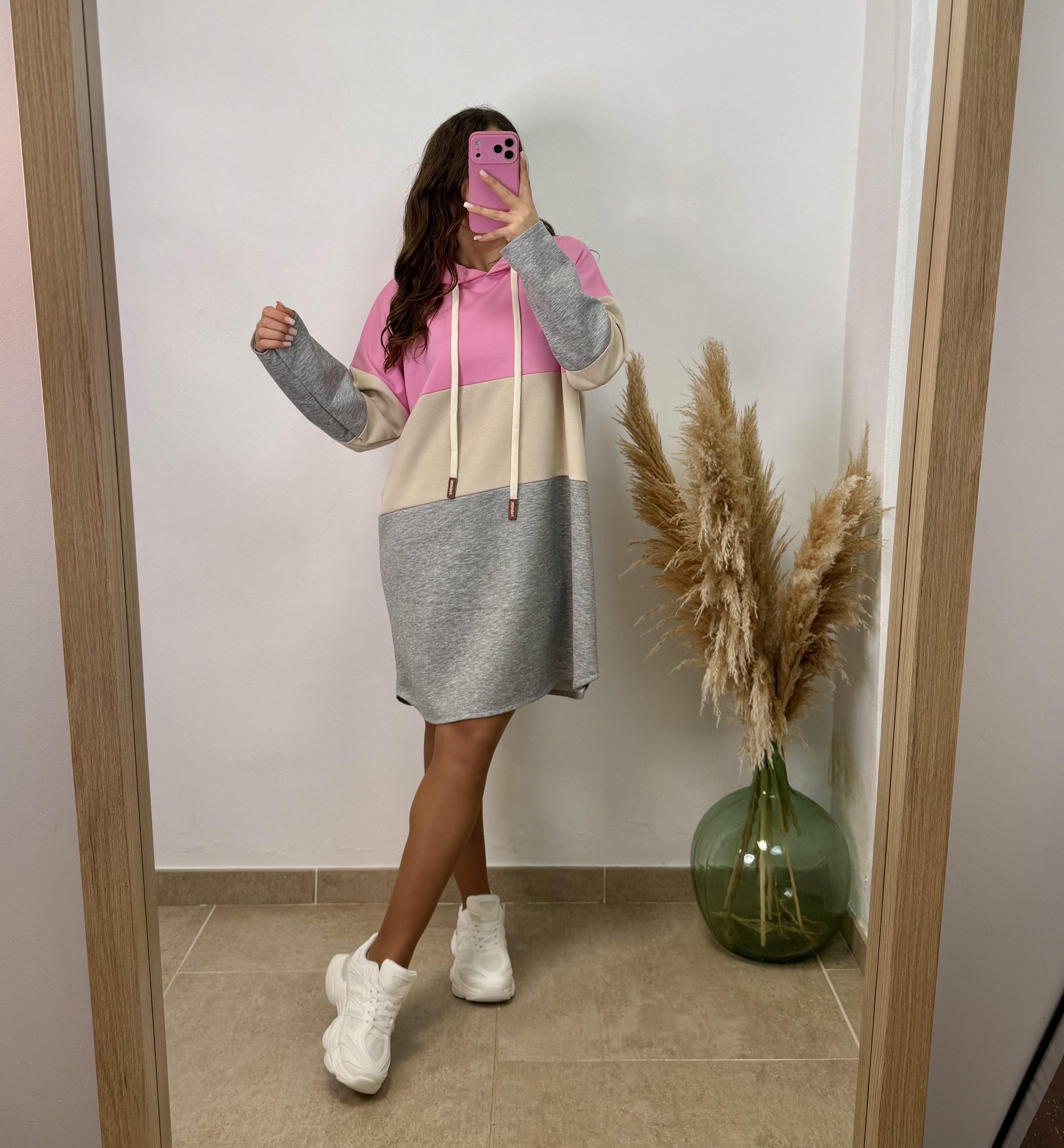 Vestido de rayas tricolor – rosa