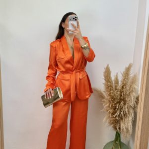 Alternative view of Traje de dos piezas satinado - naranja