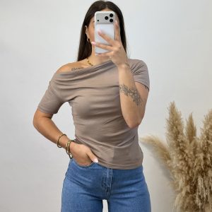 Camiseta asimetrica manga corta  - Taupe