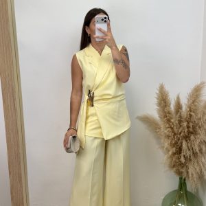 Alternative view of Conjunto cruzado - Amarillo