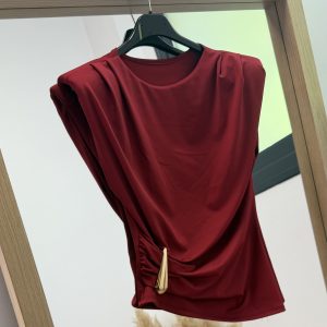 Camiseta hombrera detalle lágrima -Burdeos