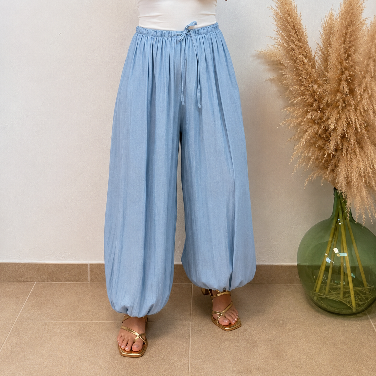 Pantalón globo puño liso - Celeste