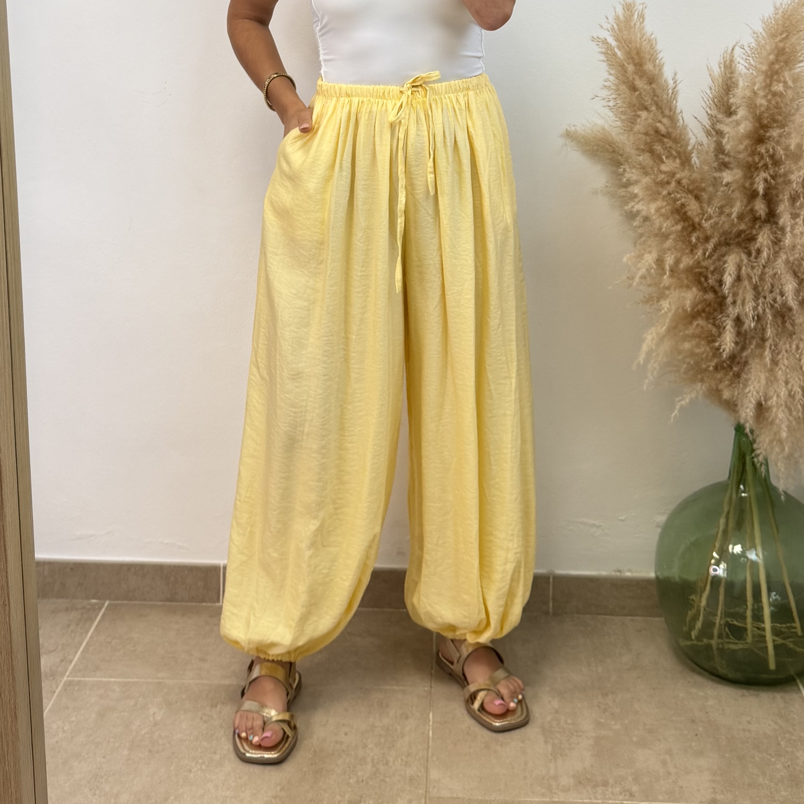 Pantalón globo puño liso - Amarillo
