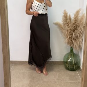 Falda satinada con encaje