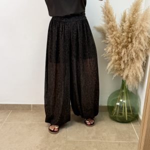 Alternative view of Pantalón leopardo con trasparencia