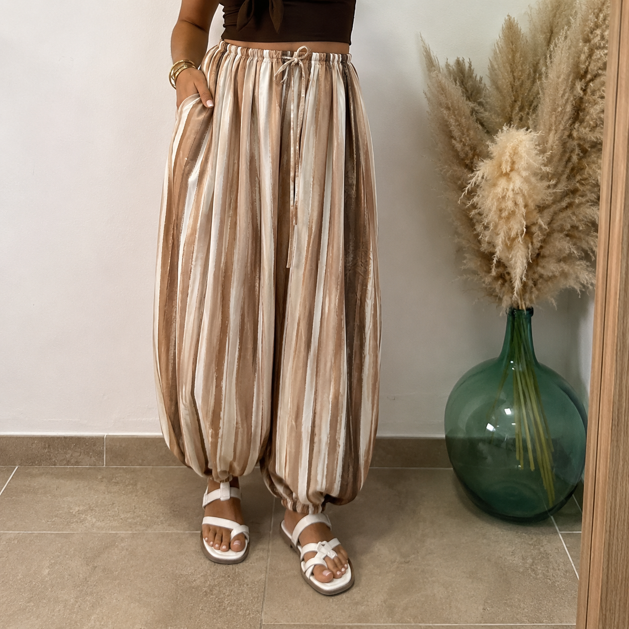 Pantalón puño rayas I Beige