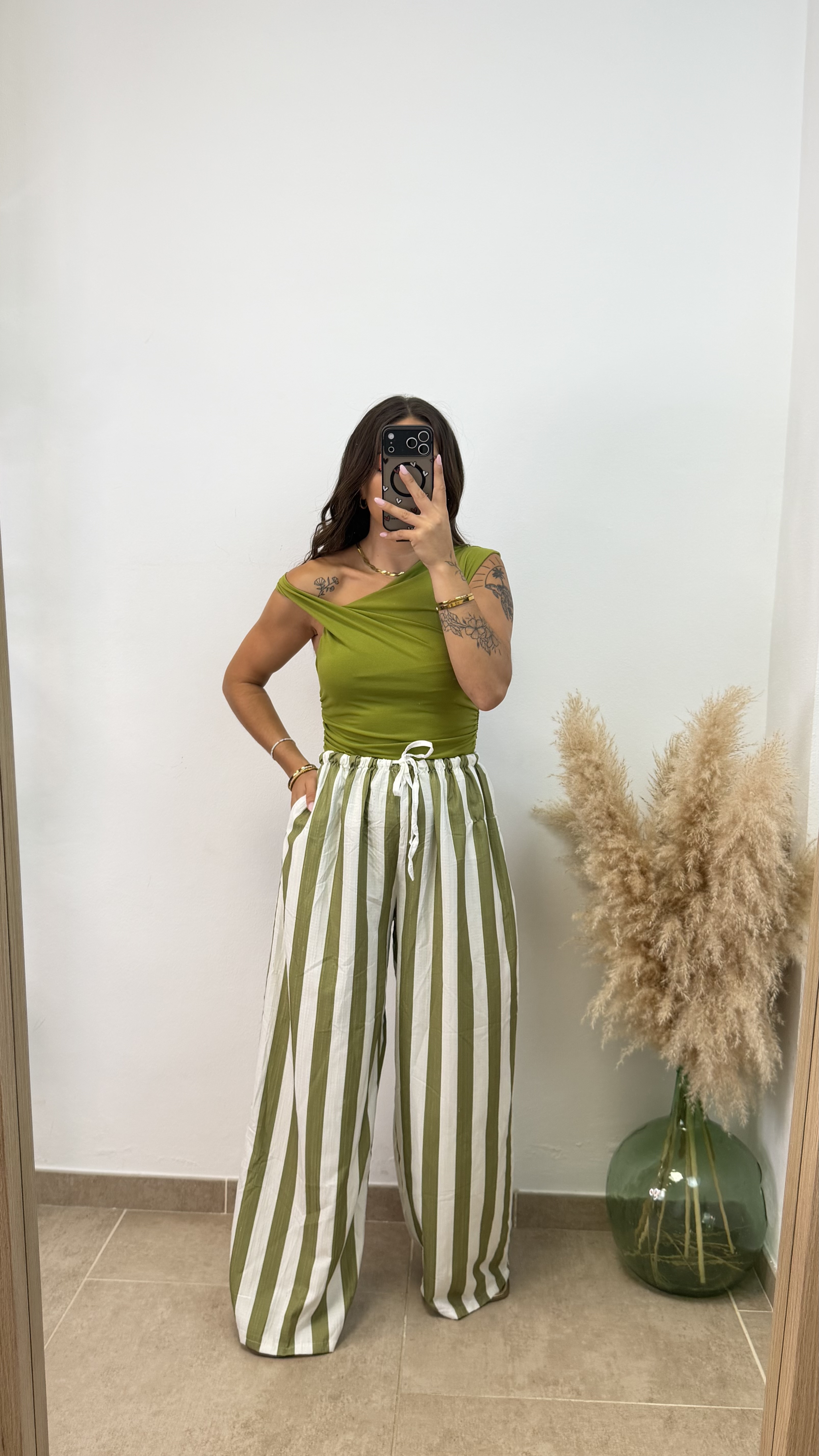 Pantalón raya recto - Blanco y verde - Imagen 4