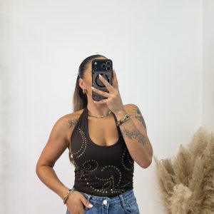 Camiseta Cuello Tachuela I Chocolate