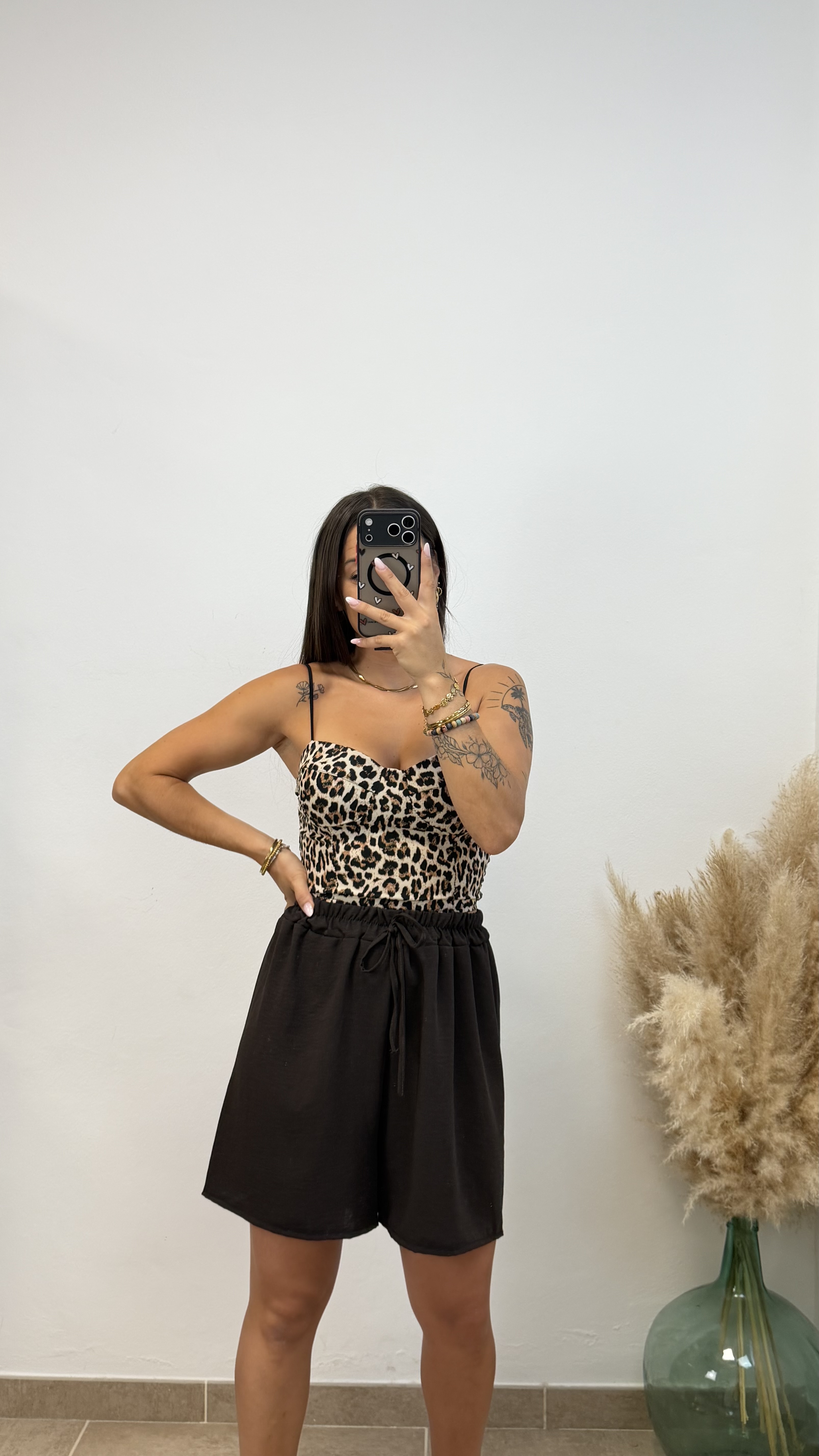 Pantalón corto low cost - Imagen 3