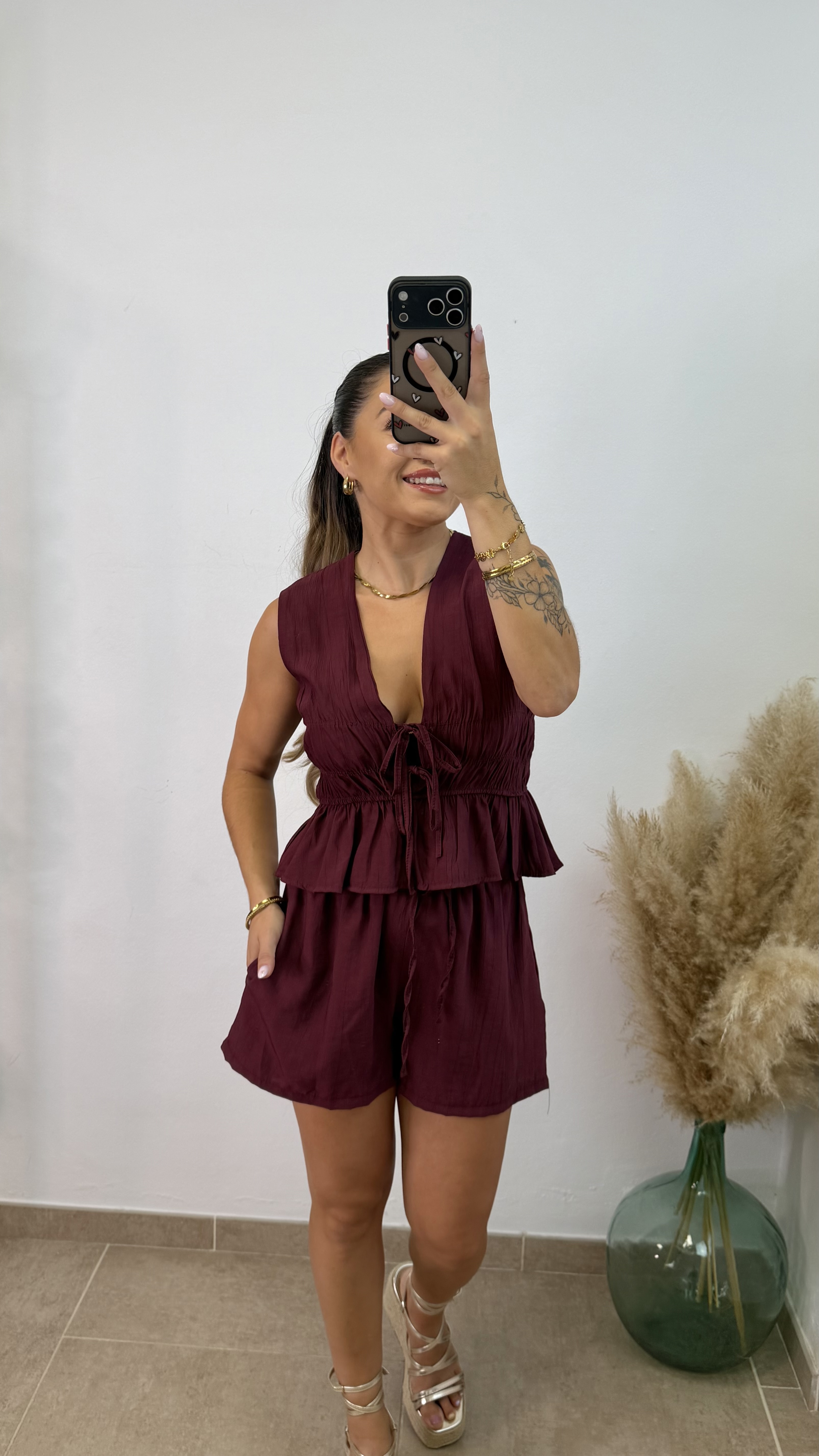 Conjunto fruncido corto PROMO I Burdeos - Imagen 4
