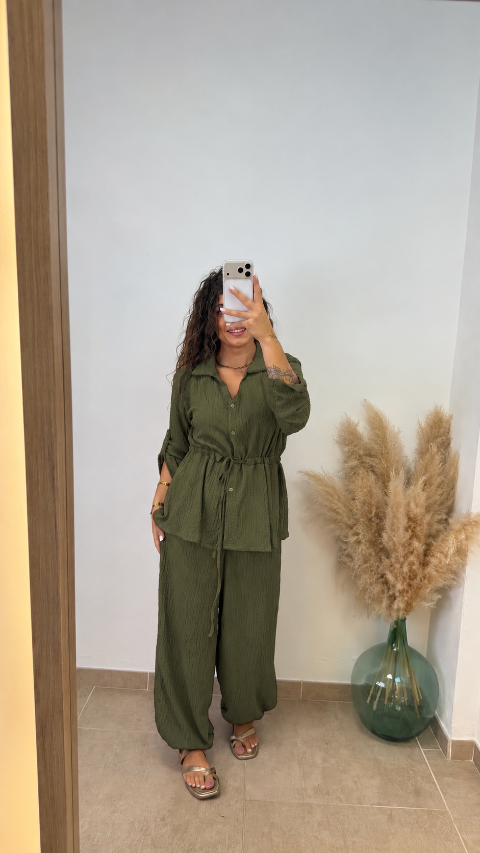 Conjunto dos piezas manga al codo I verde militar