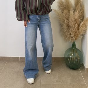 Pantalón vaquero wide leg farfallina