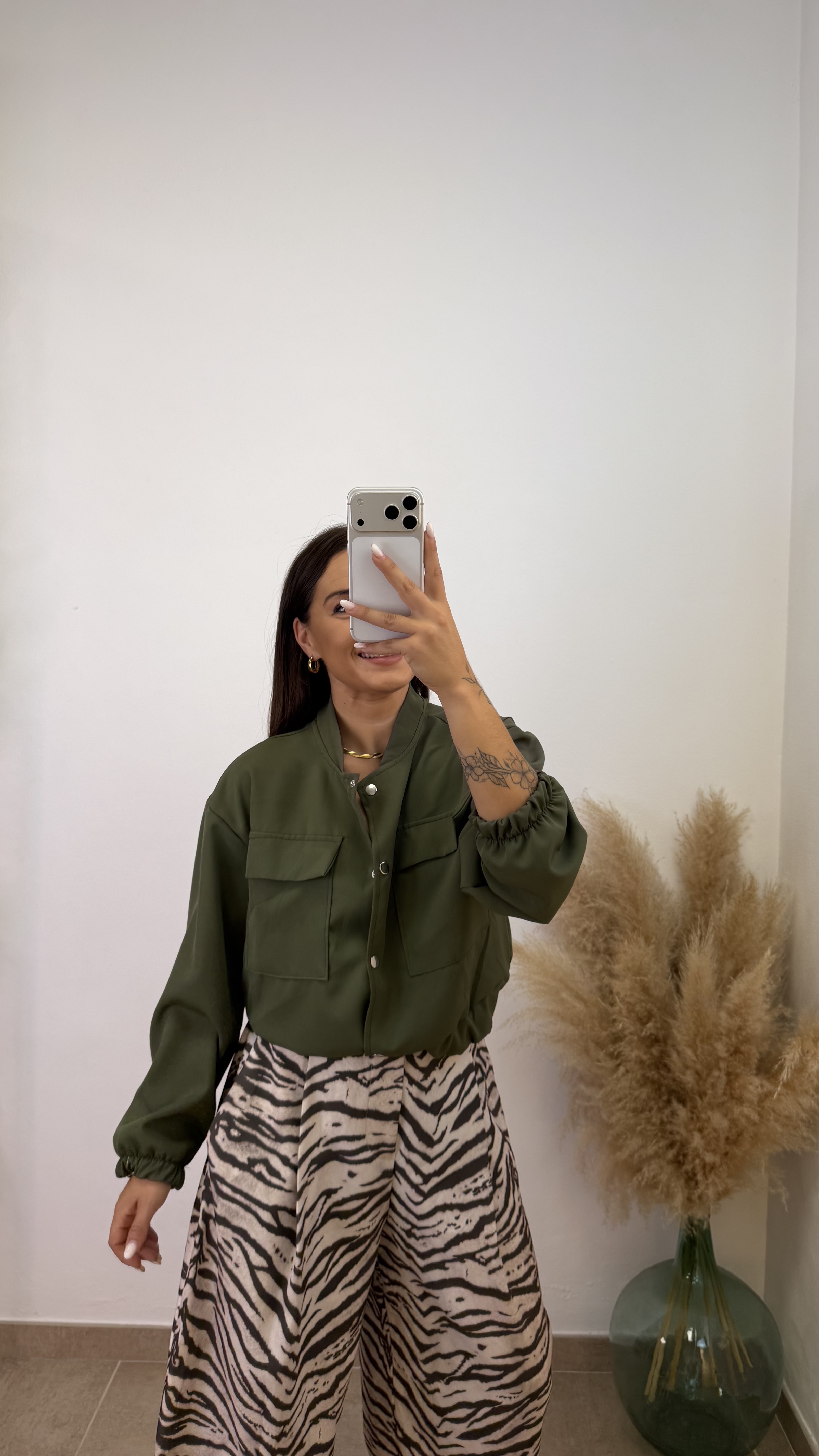 Bomber bolsillos I Verde militar - Imagen 4