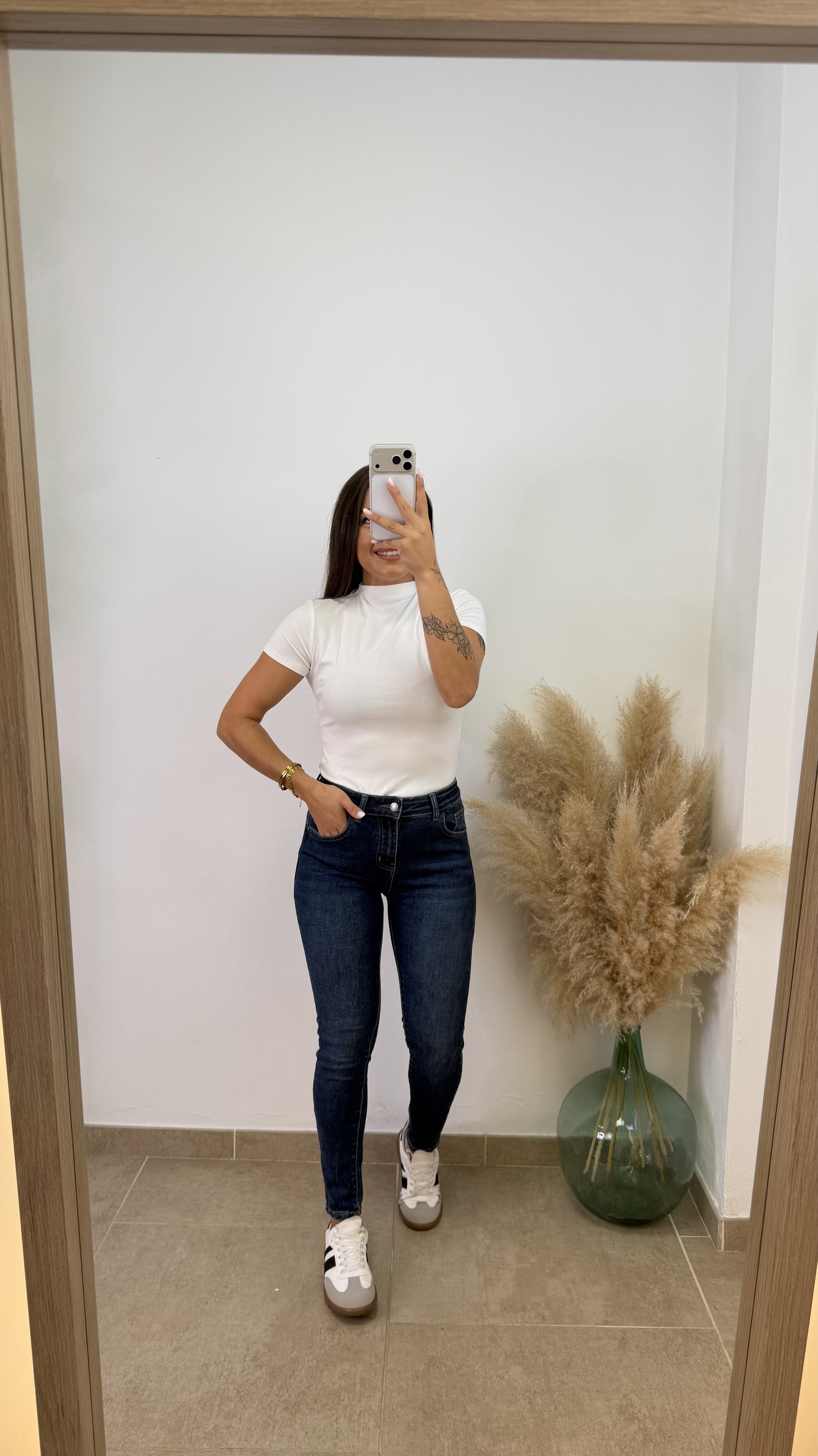 Pantalón vaquero skinny levis oscuro - Imagen 2