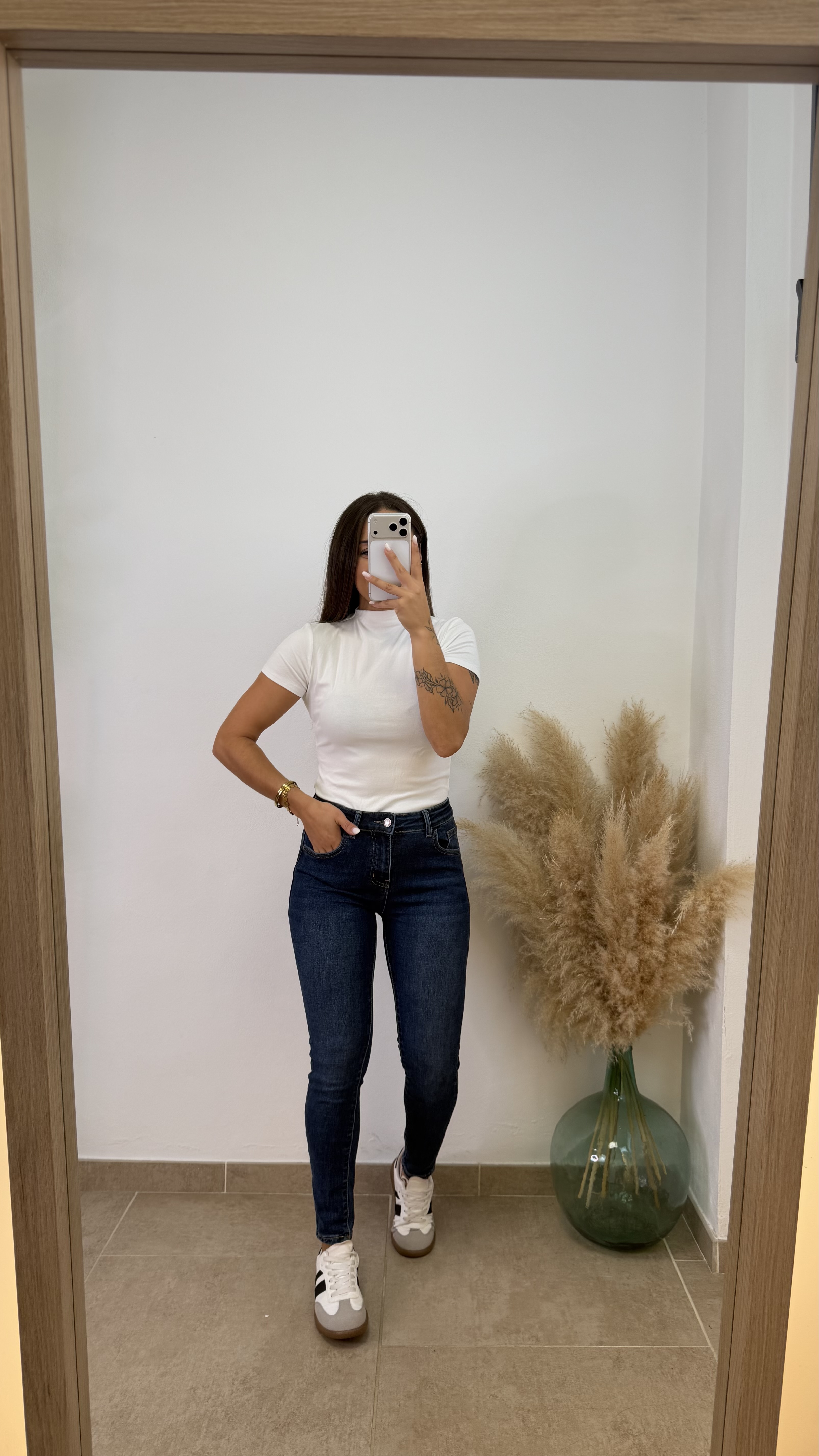 Pantalón vaquero skinny levis oscuro - Imagen 4