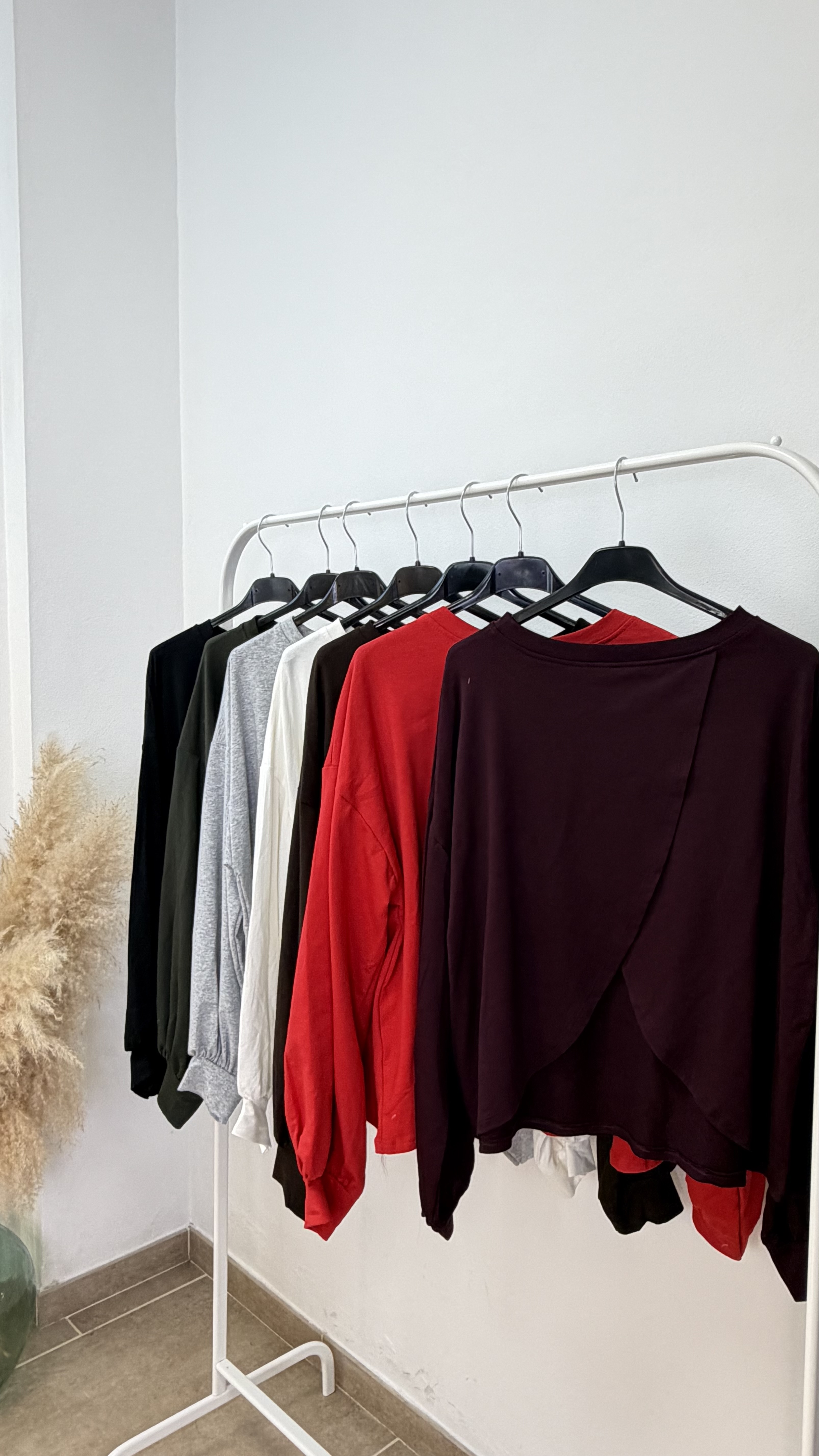 Sudadera abierta por detrás - Imagen 4