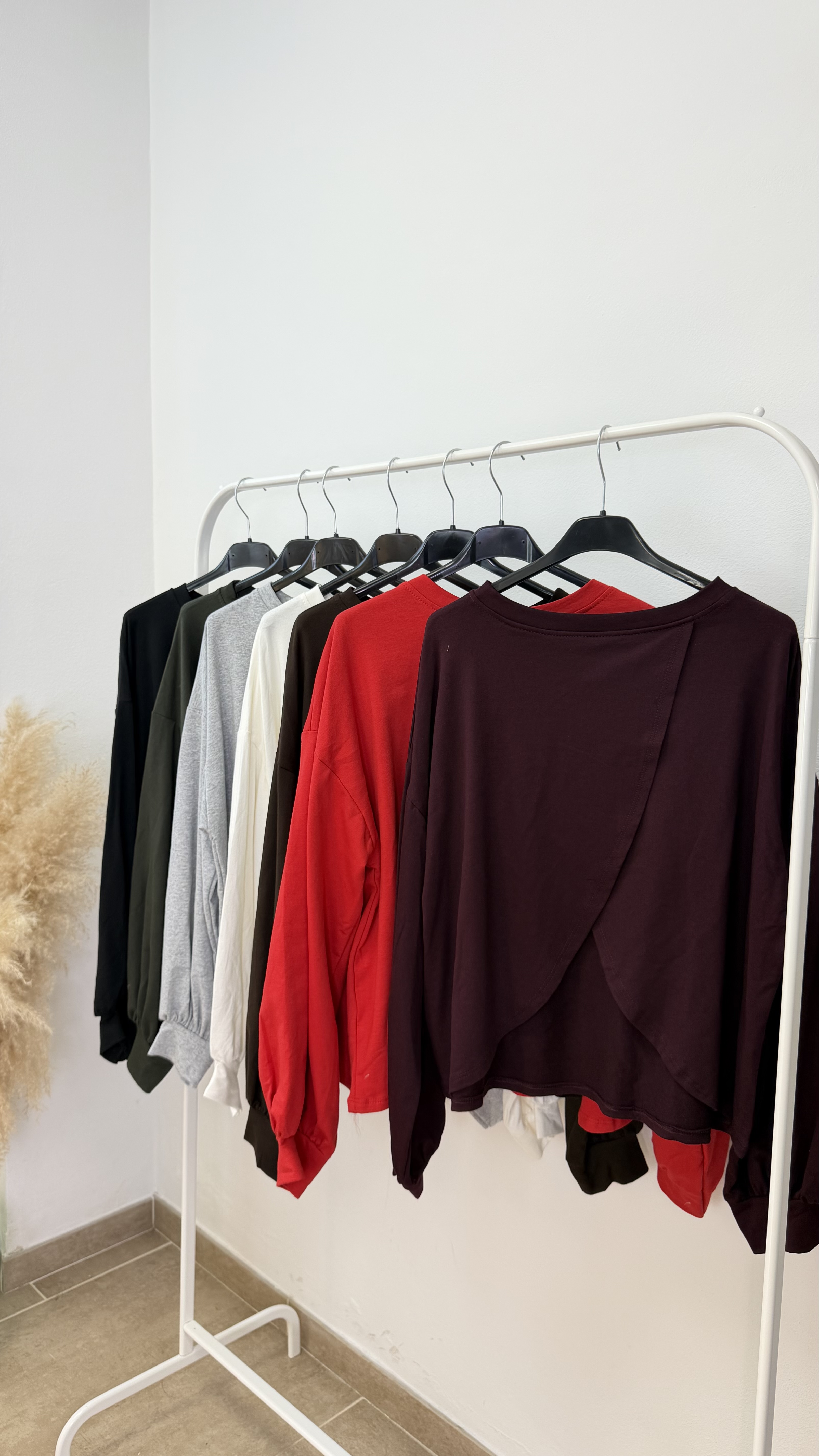 Sudadera abierta por detrás - Imagen 7