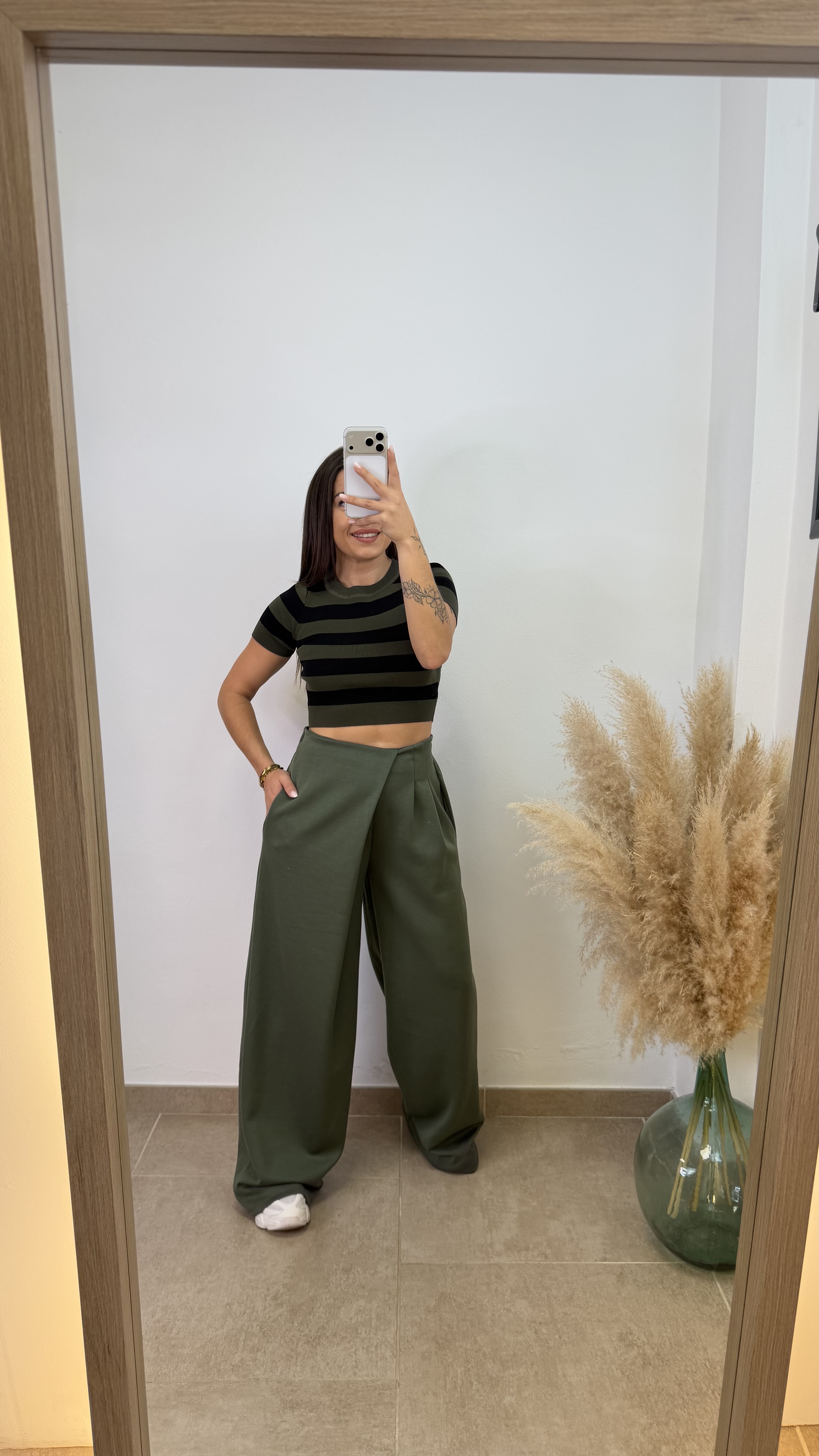 Top ibiza manga corta - Verde militar y negro - Imagen 5