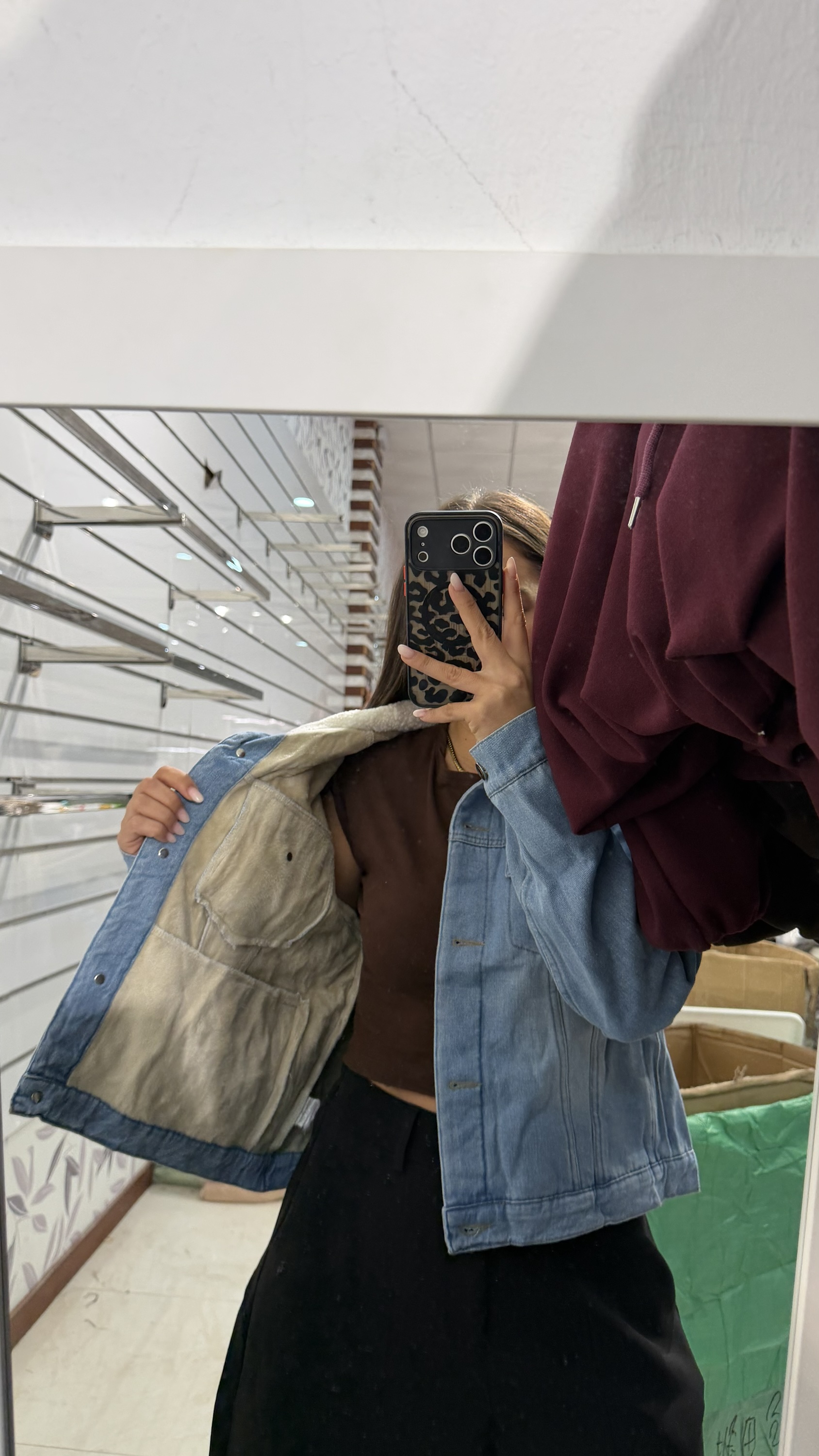 Chaqueta Vaquera con pelito y borreguito cuello - Imagen 4